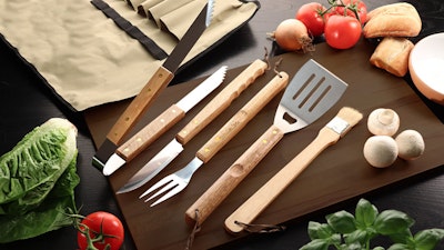 enercity-verlost-ein-Premium-Grillbesteck.jpg enercity-verlost-ein-Premium-Grillbesteck.jpg