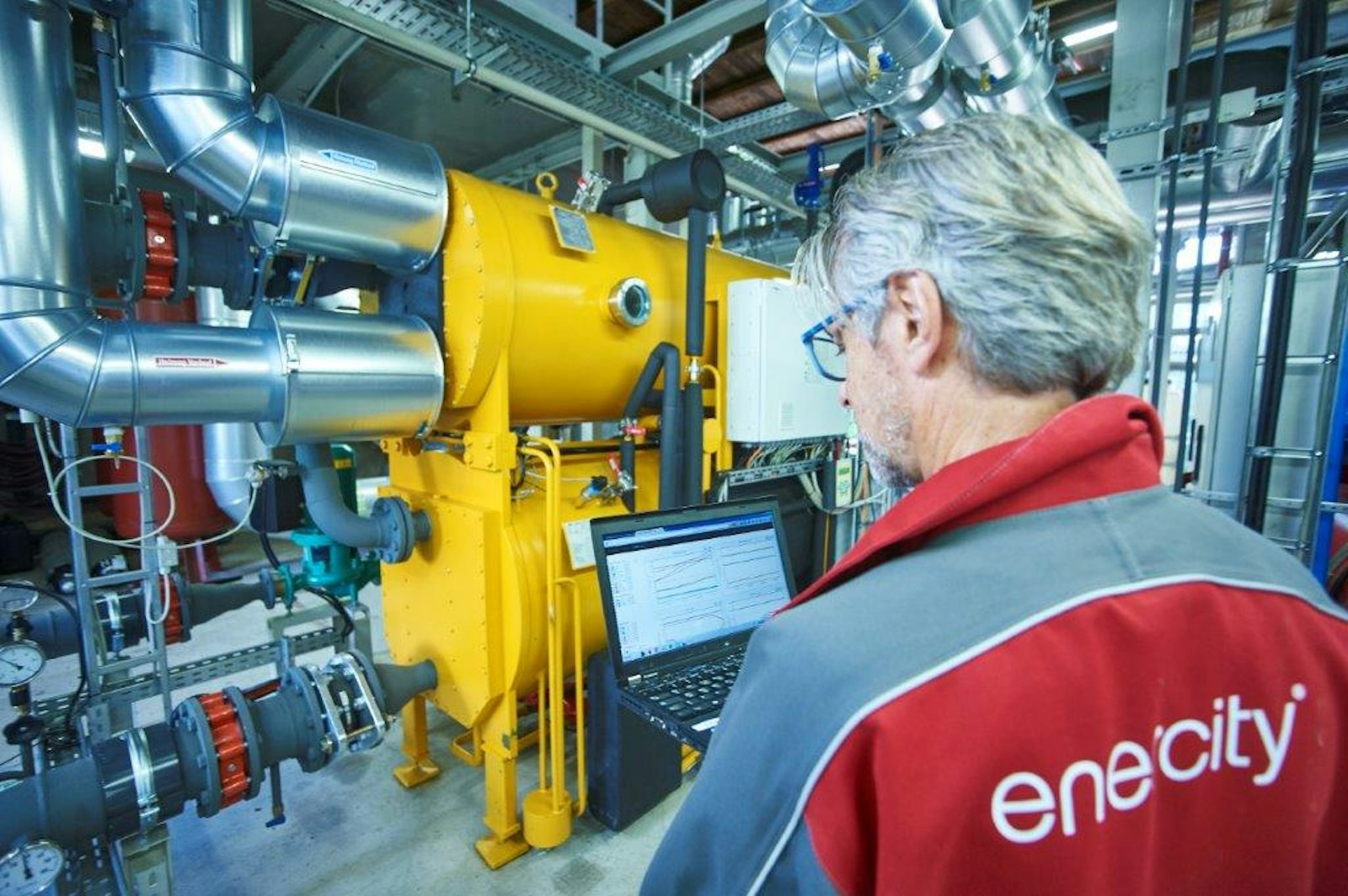 bilderraum__DSC2699-klein Die Kältemaschine "Hummel" bei enercity