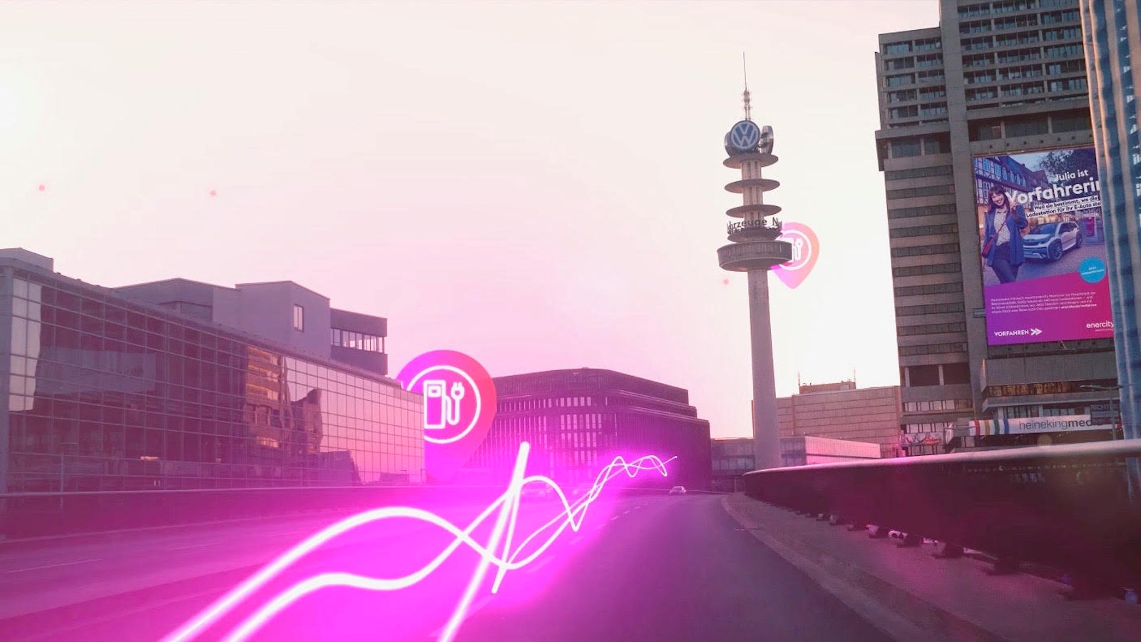 thumbnail.3181bb7a Straße mit Ladesäulen-Symbolen für E-Autos