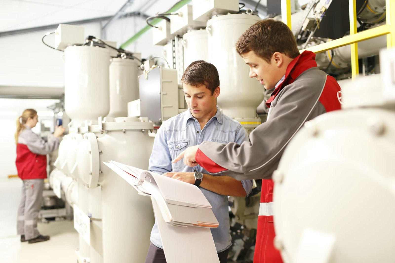 duales-studium-energiewirtschaft Dualer Student in einem enercity Kraftwerk