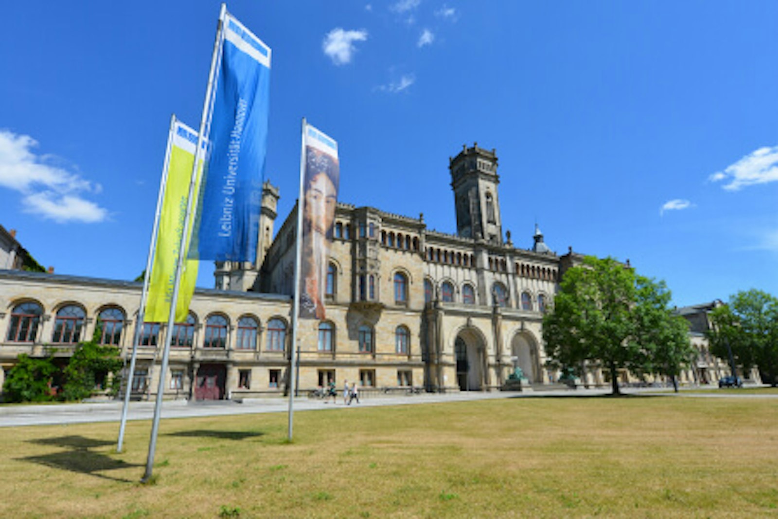 wissenswert-leibniz-universitaet-hannover.jpg Studium in Hannover. Dieses Bild zeigt die Leibniz Universität in Hannover.