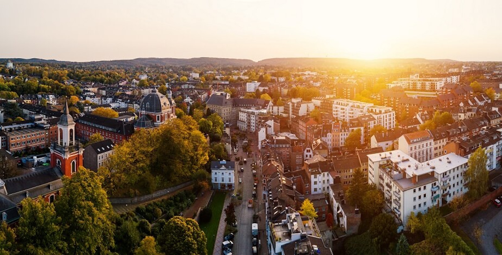 Aachen Skyline enercity Solar Aachener Skyline im Sonnenuntergang